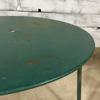 Table de jardin en fer