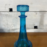 Carafe en verre bleue