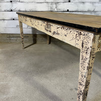 Ancienne table d’atelier